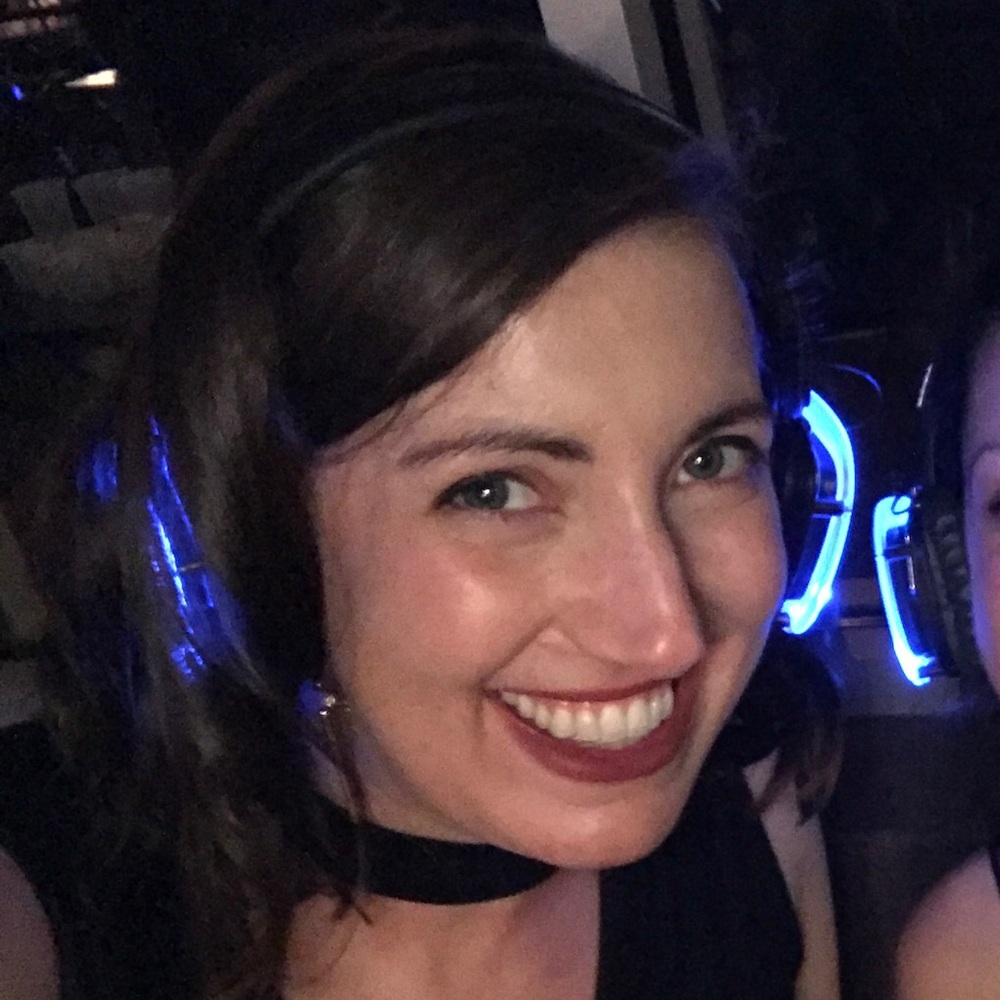 Meet your Posher, Caitlin
