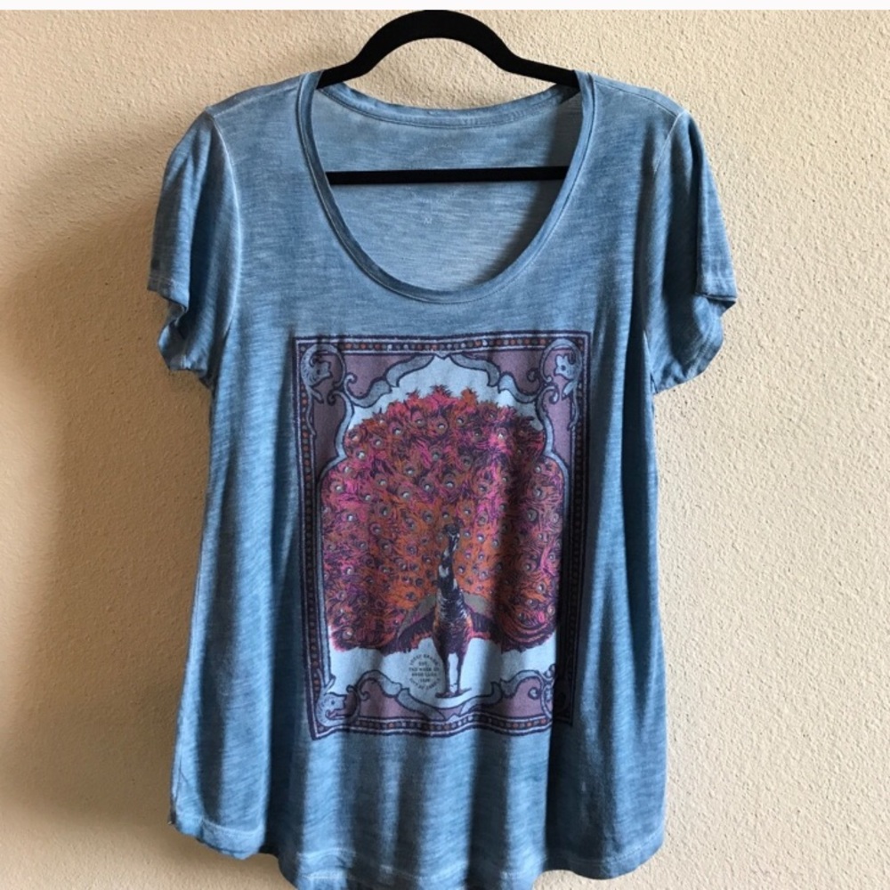Peacock lucky brand tee
