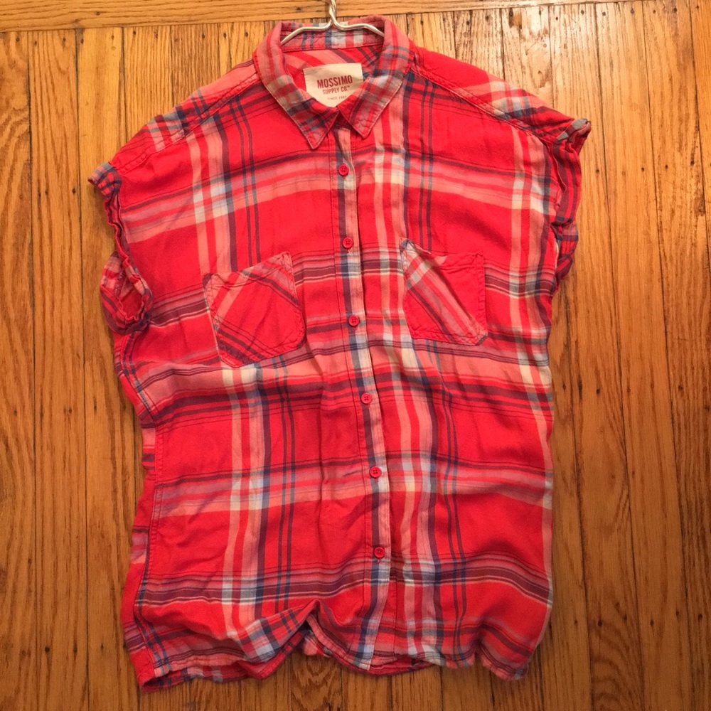 Women’s Red Plaid Roll Sleeve Top