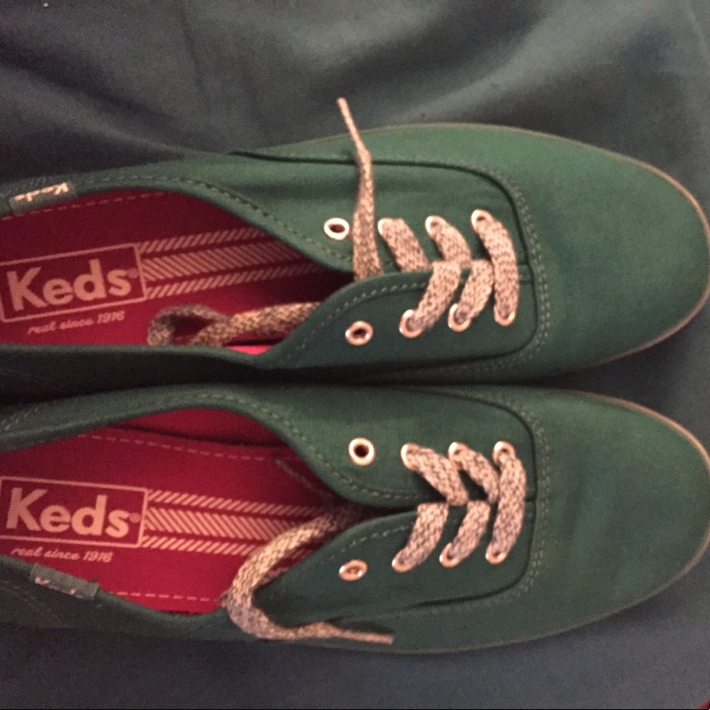 Teal keds