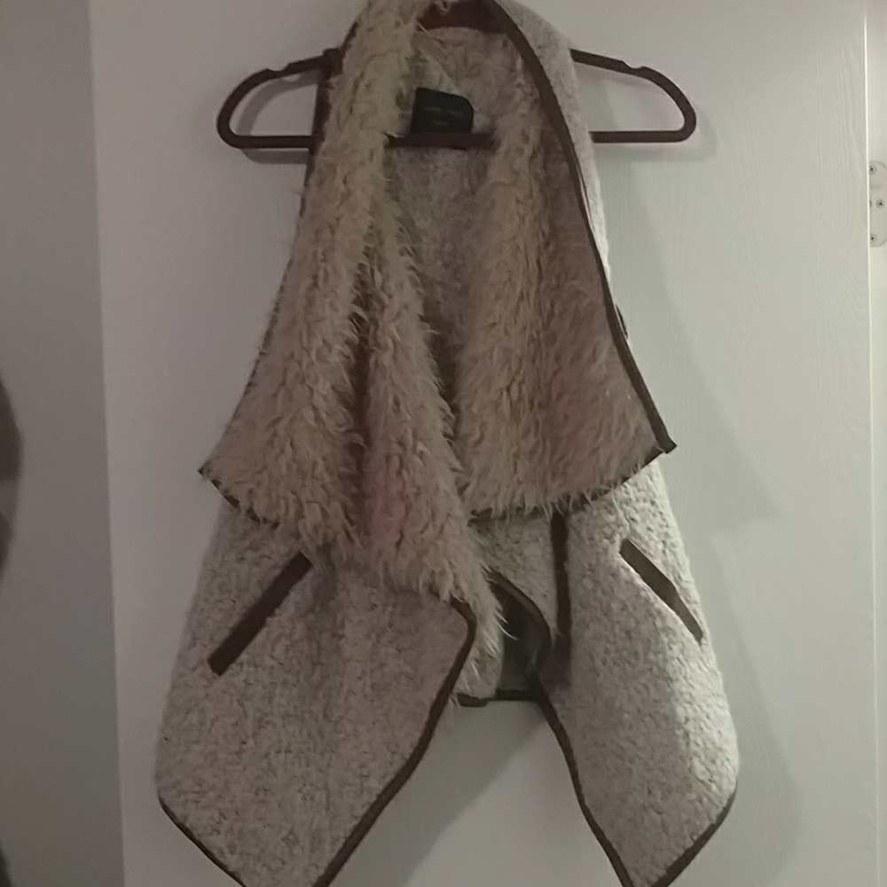 Sherpa heavy vest