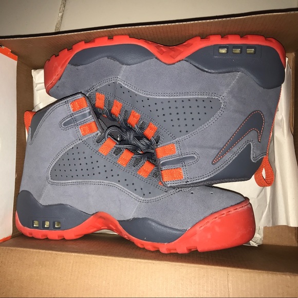 nike darwin grey