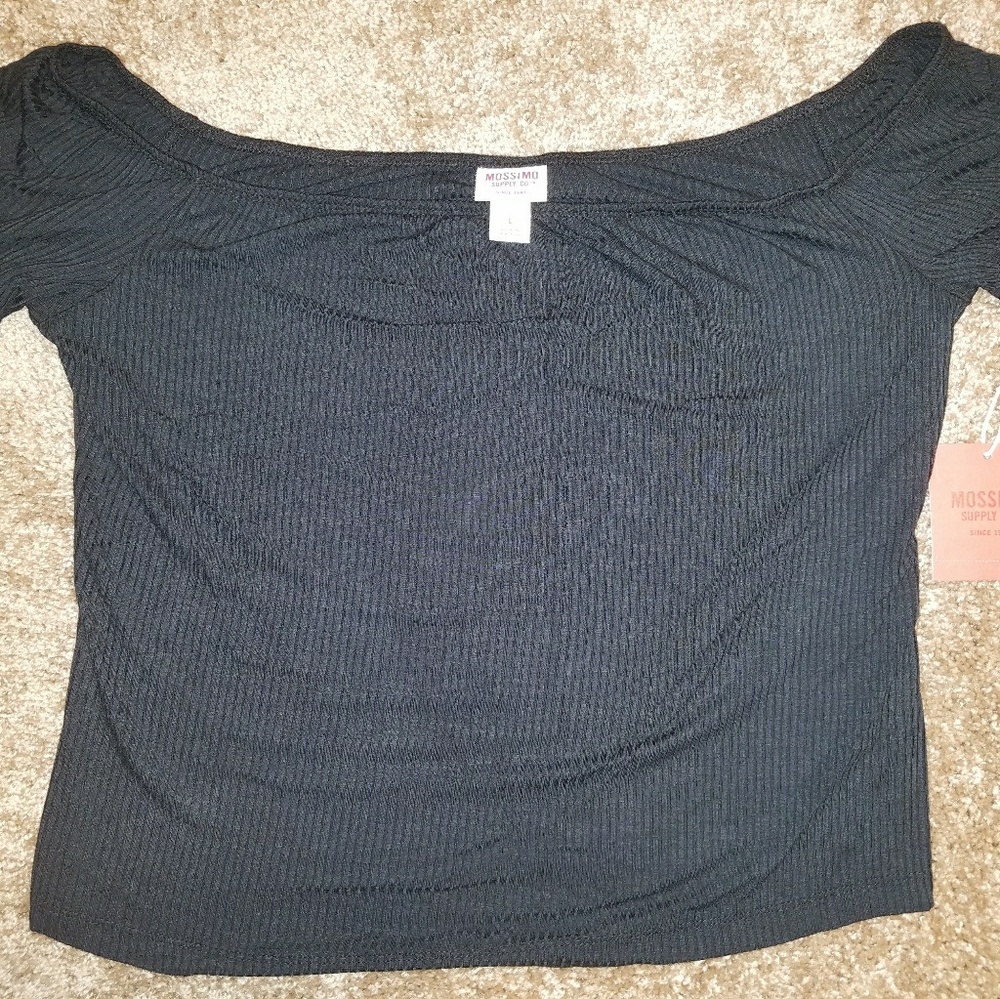 Off the shoulders crop top