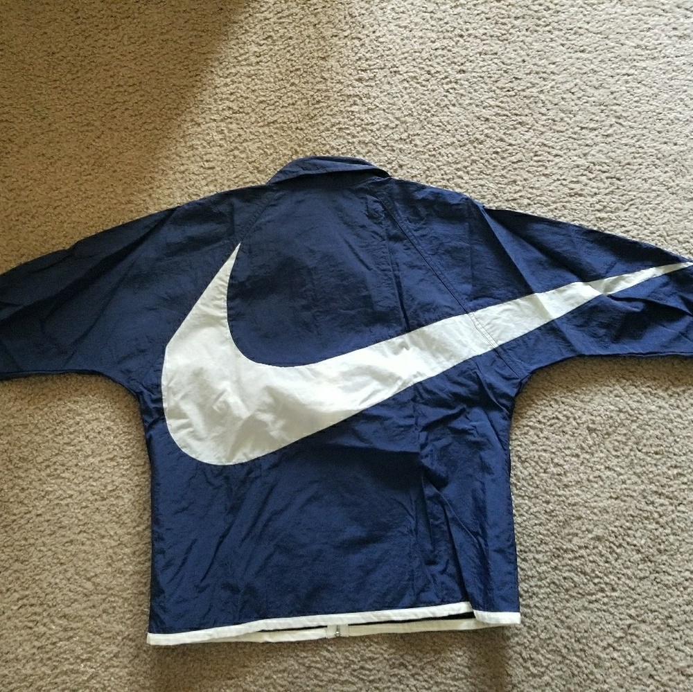 Nike windbreaker boys sm
