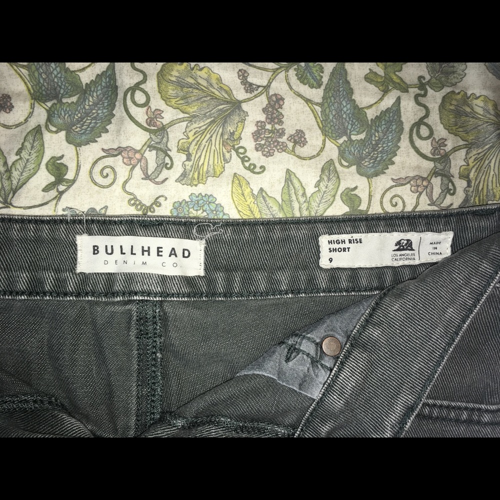 Grey High Rise Shorts - Picture 3 of 4