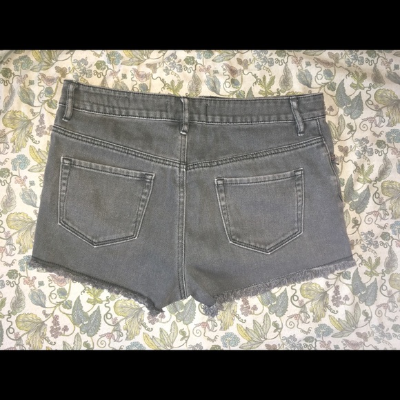 Grey High Rise Shorts - Picture 2 of 4