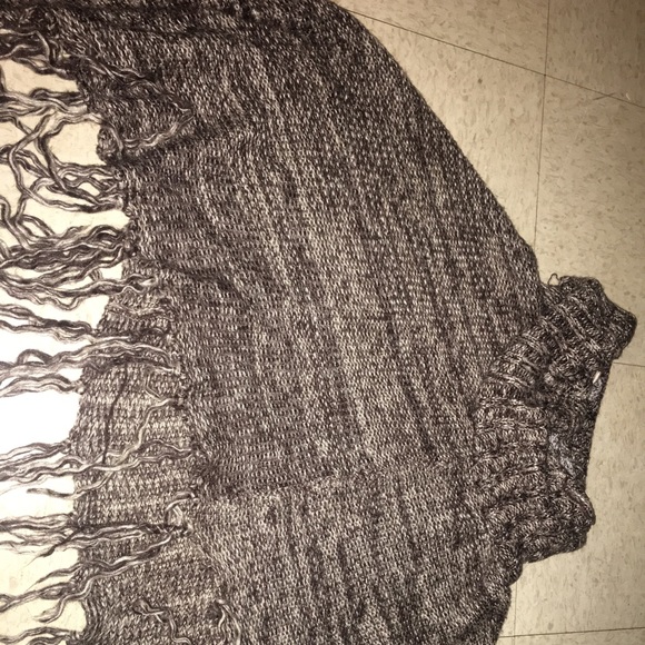 Fall Poncho. - Picture 2 of 2