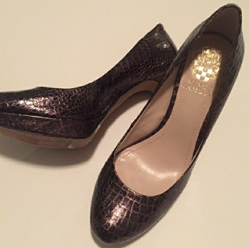 Vince camuto pumps