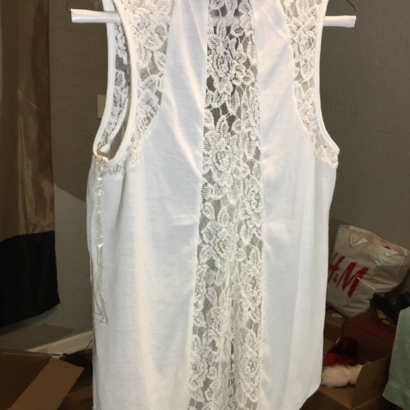 Top - Picture 4 of 4