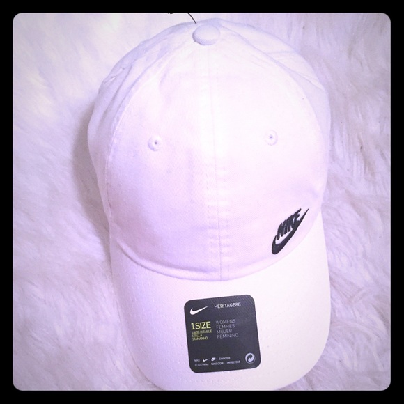 Nike Accessories - Nike hat ✔️