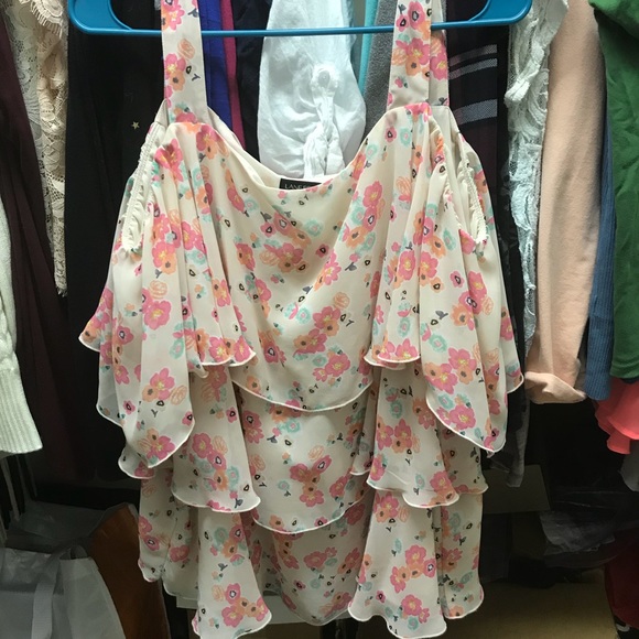 Lane Bryant Floral Tiered Chiffon Cold Shoulder - Picture 3 of 3