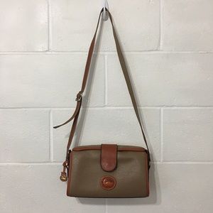 Vintage Dooney & Bourke crossbody Bag