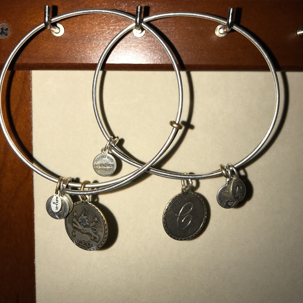 Alex & Ani bundle