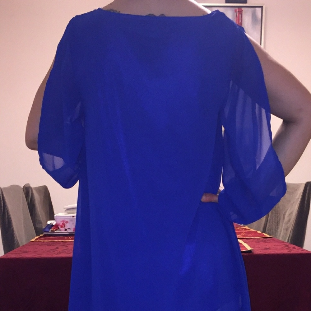 Dress - Picture 3 of 4