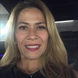 Meet your Posher, Lakshmi