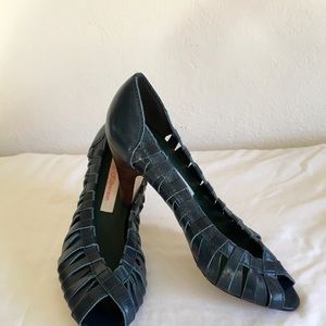 CHARLOTTE RONSON Navy Woven Peeptoe Pumps Sz 6