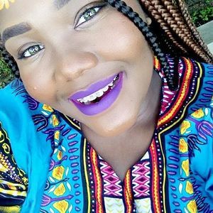 Meet your Posher, Asha