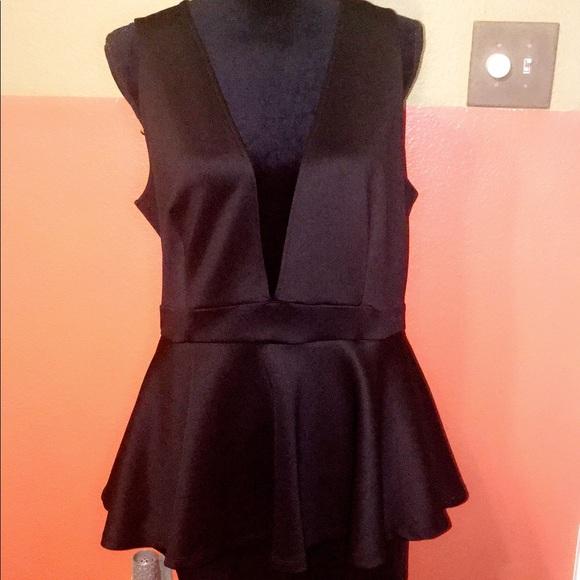 Deep V Cut Romper - Picture 1 of 2