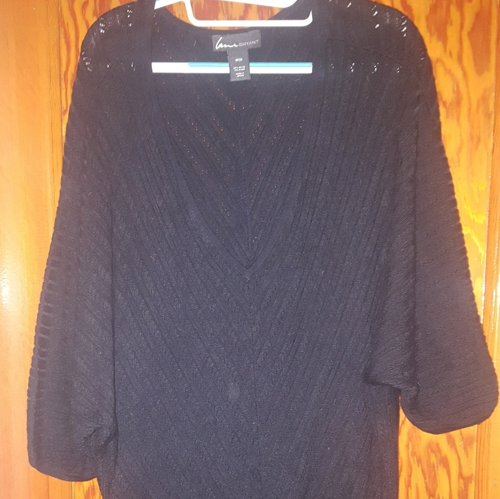 Black Womans plus size v-neck sweater