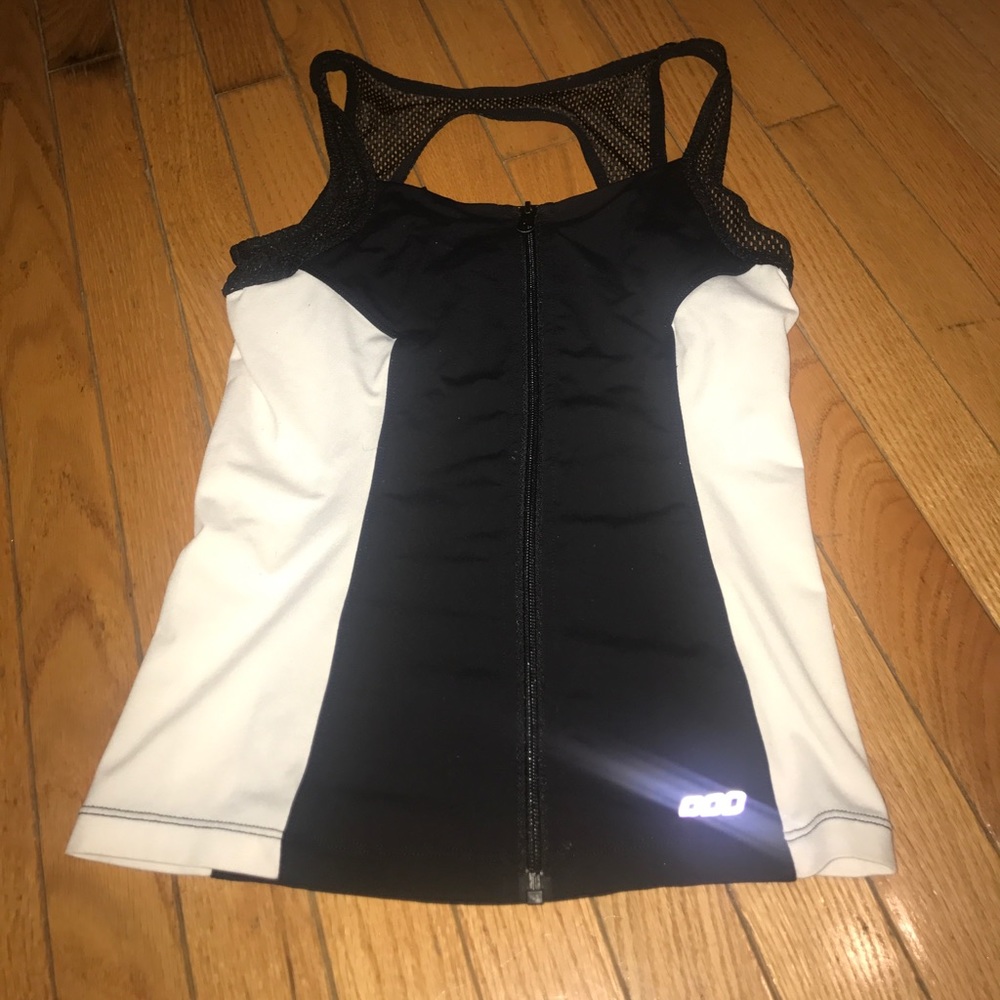 Lorna Jane zip tank