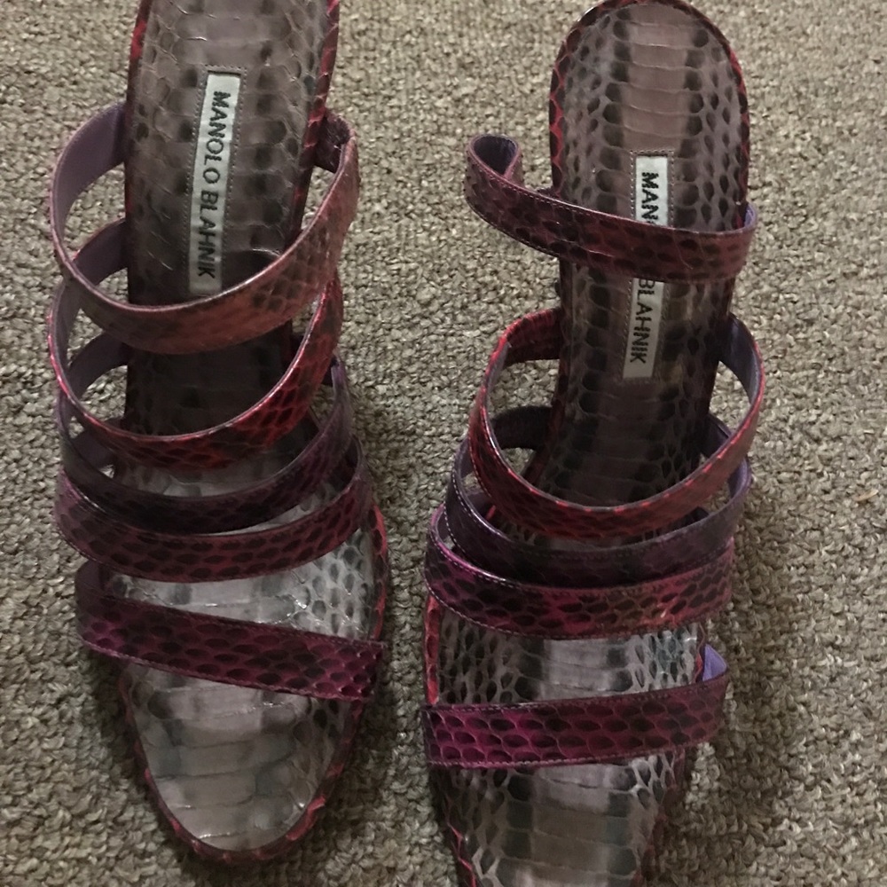Shoe