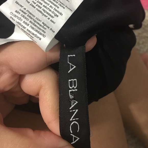 La Blanca one piece - Picture 6 of 7