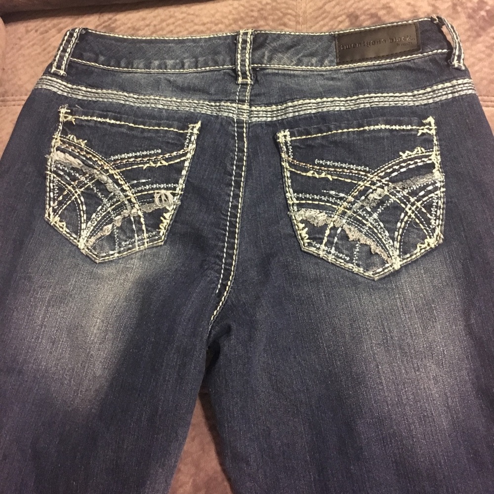 Jeans - Picture 2 of 3