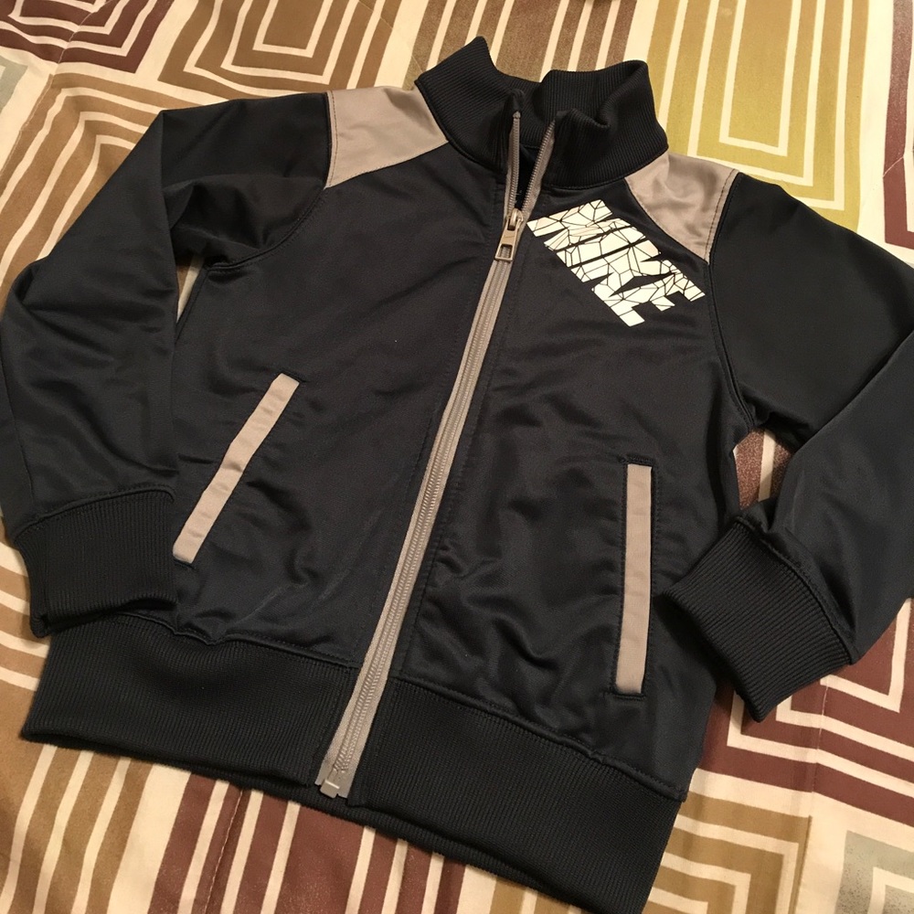 Nike zip up jacket