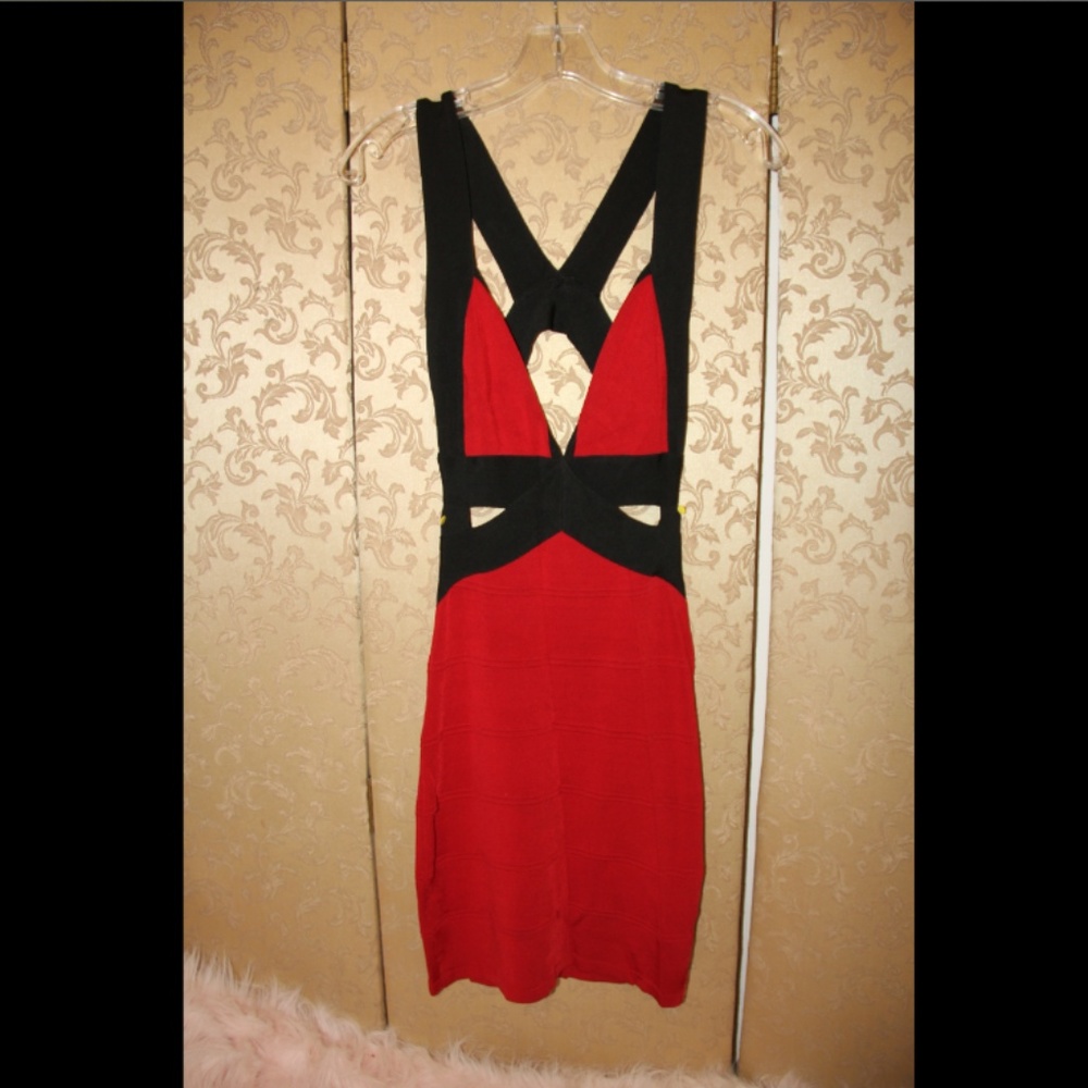 bebe Red Black Cut Out Bodycon Dress S