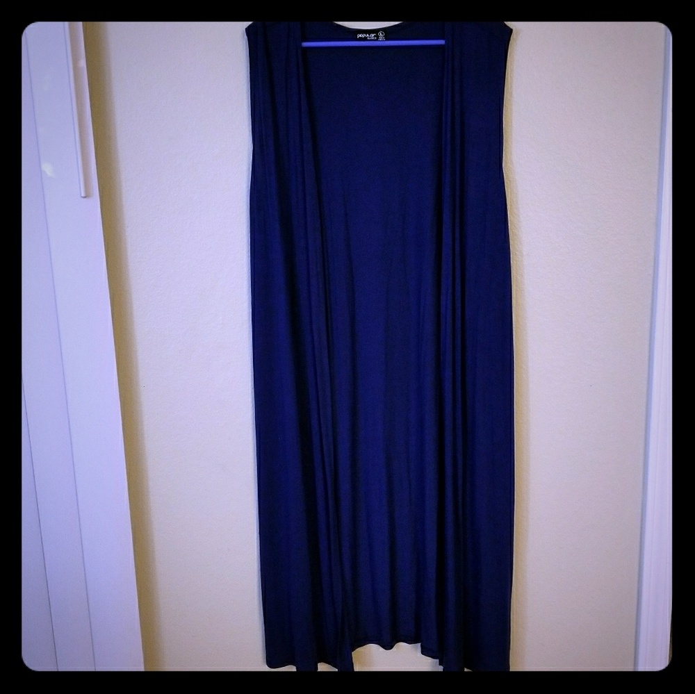 🚫Sold on Mercari🚫Sleeveless duster