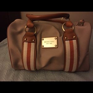 Michael Kors seaport duffle satchel👝👛👜