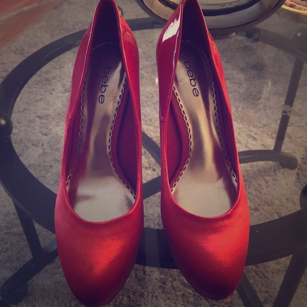 Bebe “6 heels