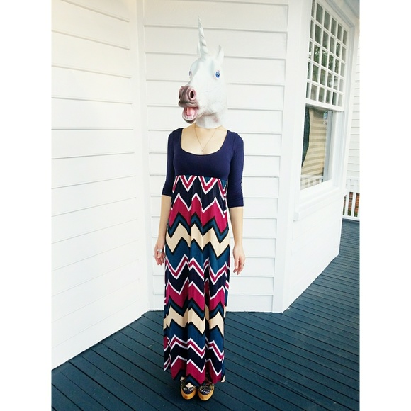 Chevron 3/4 Sleeve Maxi Dress Size Small - Picture 2 of 5
