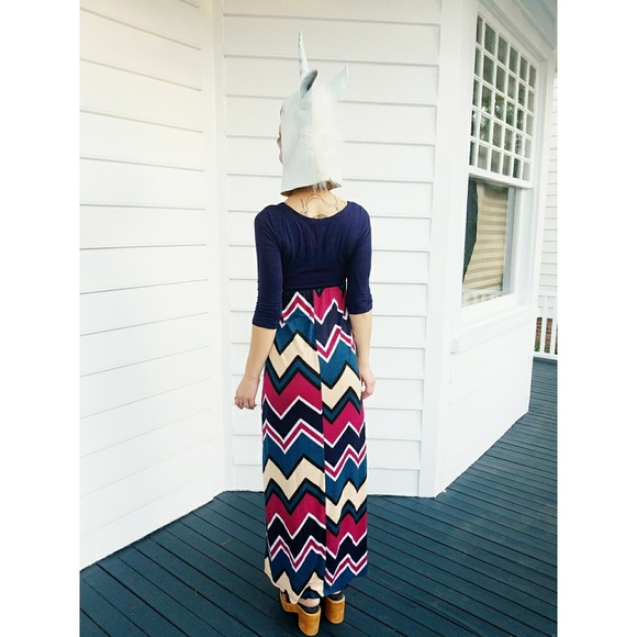 Chevron 3/4 Sleeve Maxi Dress Size Small - Picture 3 of 5