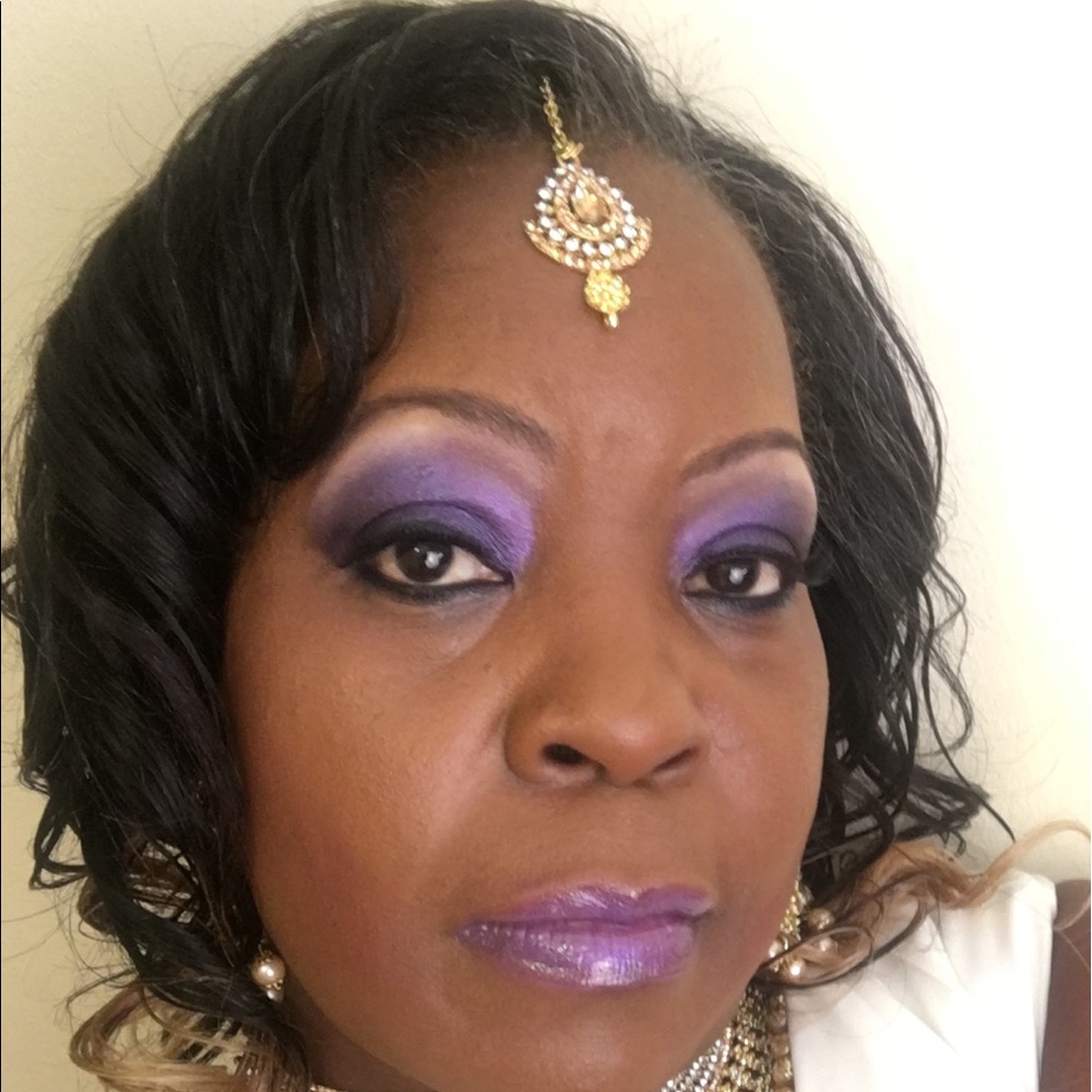 Meet your Posher, Sherrie