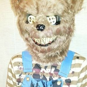 Meet your Posher, Crystal