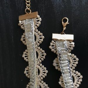 White lacy choker necklace