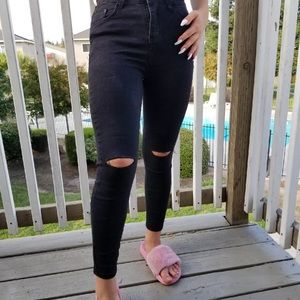 Black high waisted skinny jeans