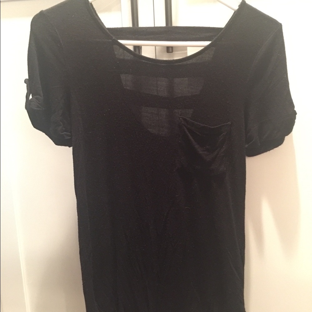 Zenana outfitters black top
