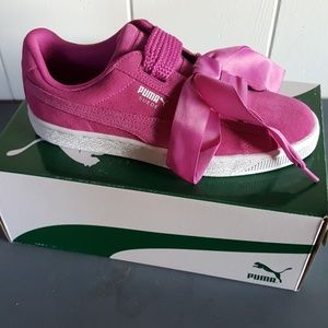 NEW Magenta Pink Puma suede sneakers