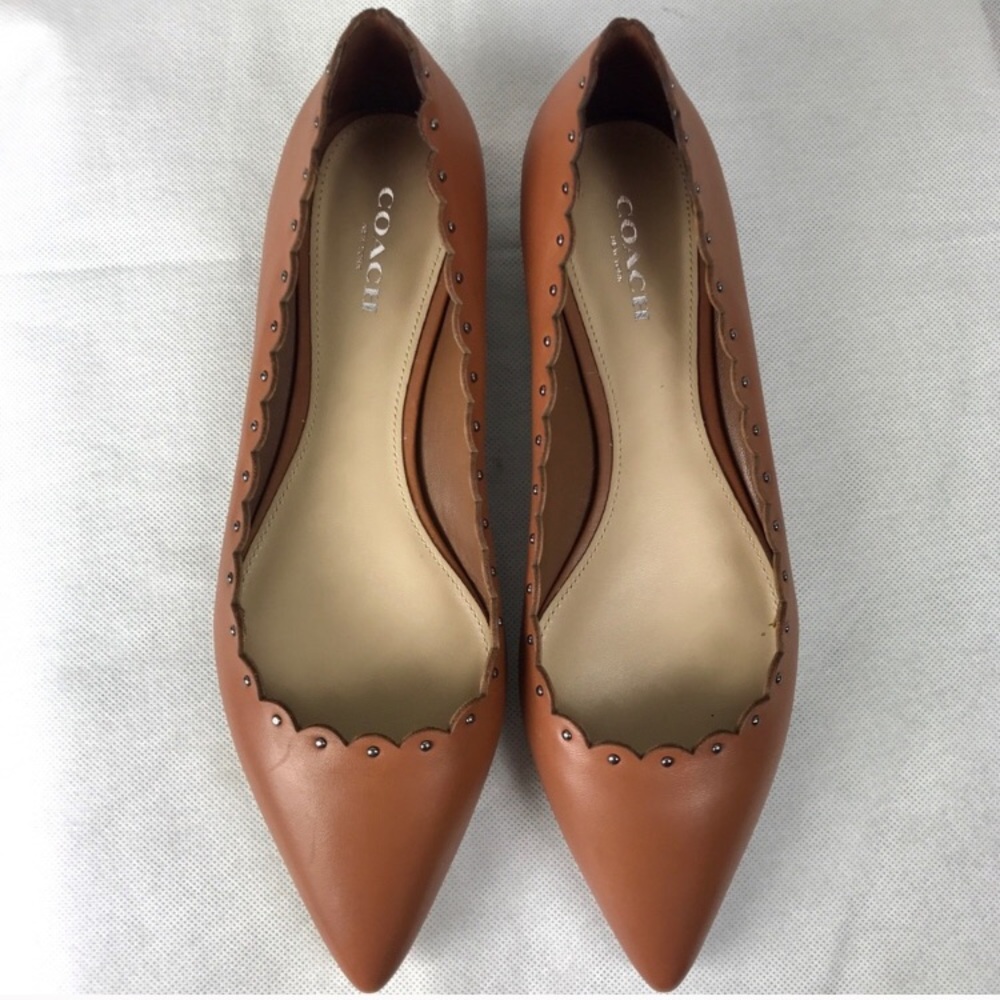 COACH "Jill" Brown Leather Flats
