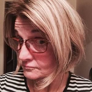 Meet your Posher, Betsy