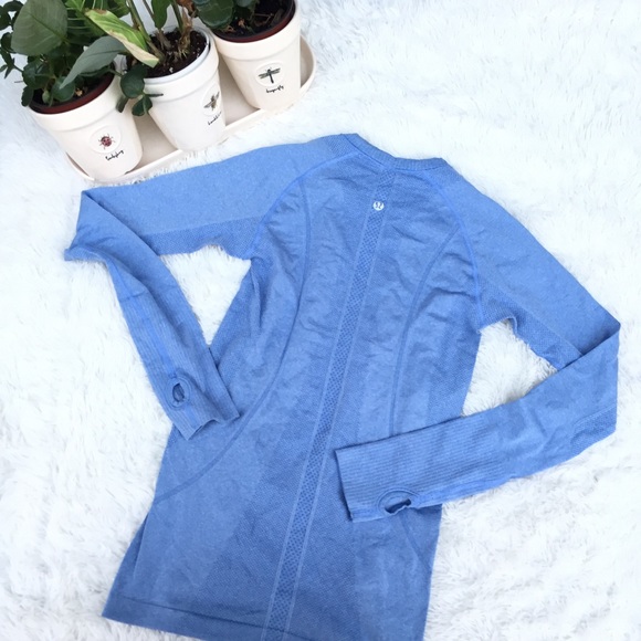 lululemon athletica Tops - Lululemon run swiftly long sleeve