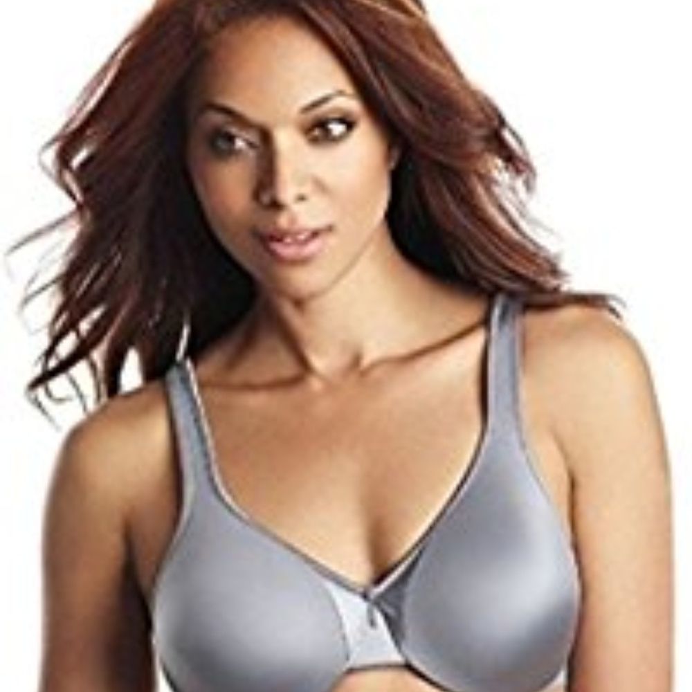 NWT Bundle 2 Bras Olga Comfort Satin UW Gray/White