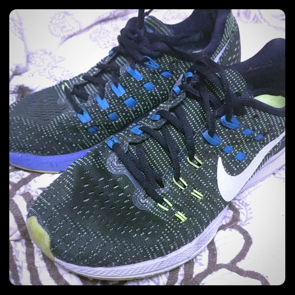 Nike running shoes! Reflective! Low price!