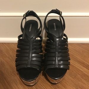 super sleek black express wedges