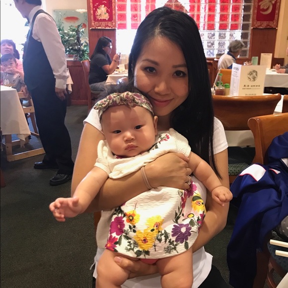 Meet your Posher, Jessica - Picture 1 of 1