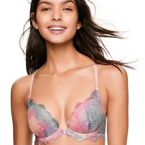 Victoria's Secret PINK NWT Push-Up Bra 34D Victoria's Secret PINK NWT Push-Up Bra 34D