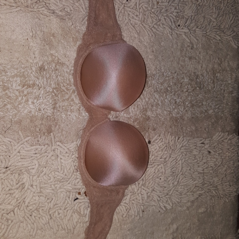 Strapless bra