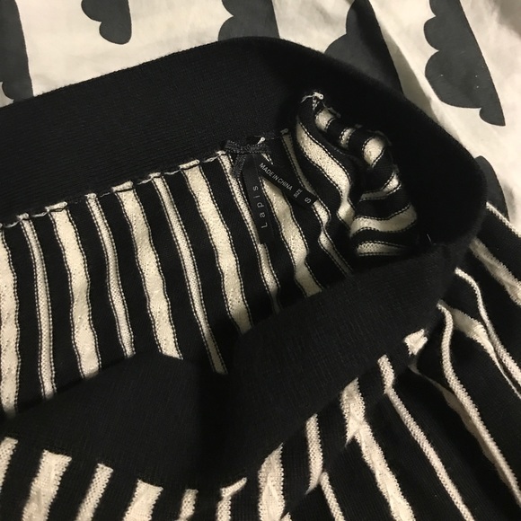 Anthropologie Sweater Skirt M size 6 - Picture 4 of 4